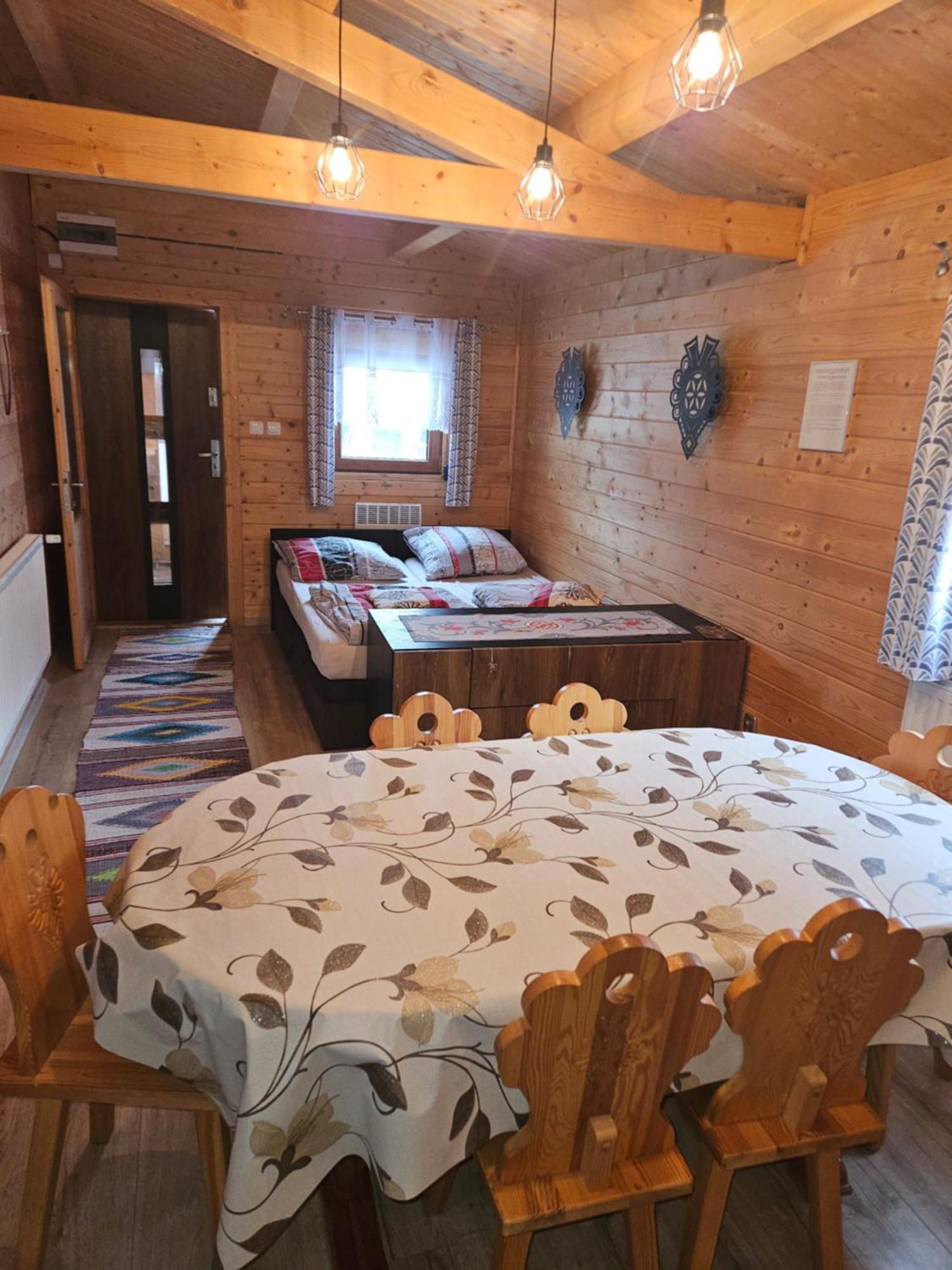 Domek Drewniany Piekielnik Habitación foto